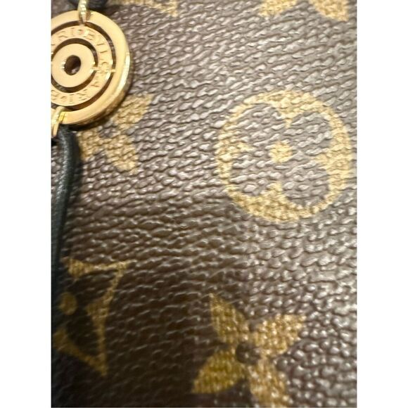 Bvlgari Bulgari Astrale Cerci Yellow Gold Bracelet 18k Charm - Picture 5 of 12